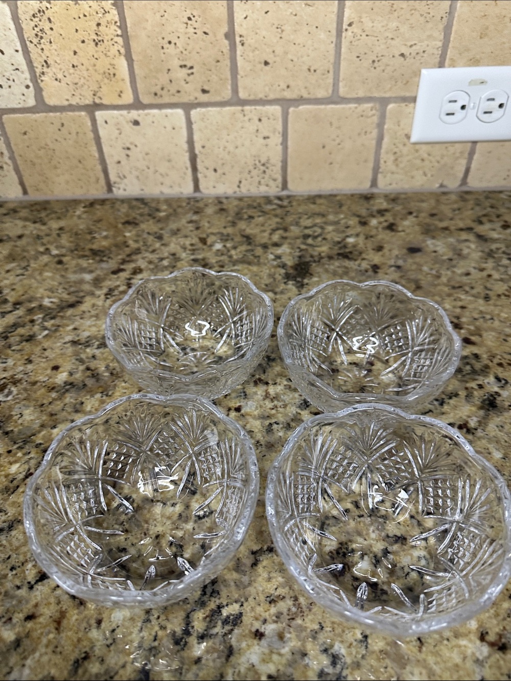 Godinger Set of 4 Glass Dessert Bowls - Clear. Gently Used.